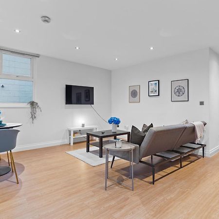 Modern Apartments London With Free Wifi מראה חיצוני תמונה
