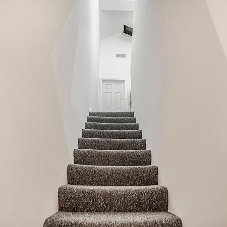 Modern Apartments London With Free Wifi מראה חיצוני תמונה